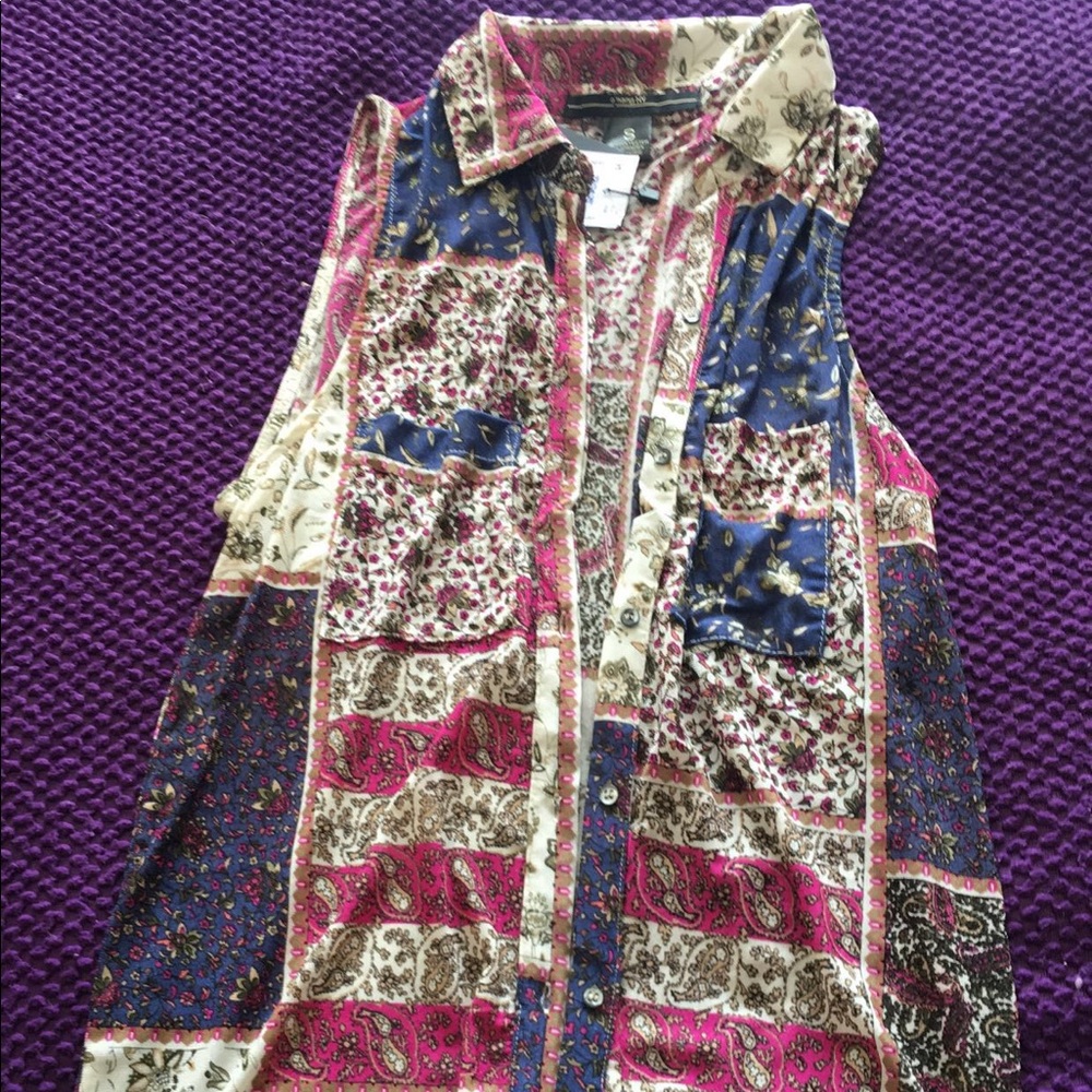 Button up tank never worn small